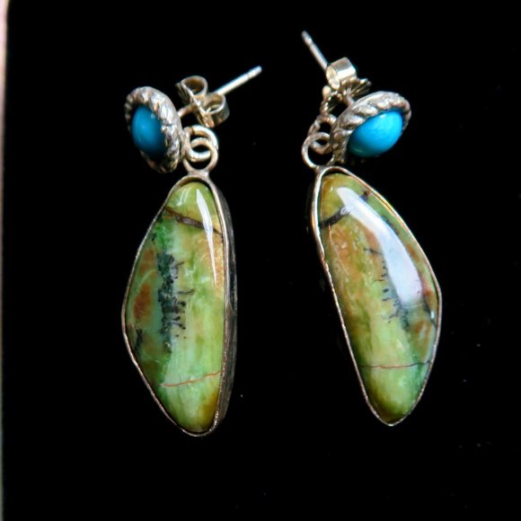 .925 Sterling Silver / Turquoise Artisan Drop Earrings - Picture 3 of 4